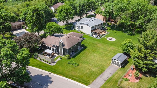 12520 88th Avenue N, Maple Grove, MN 55369