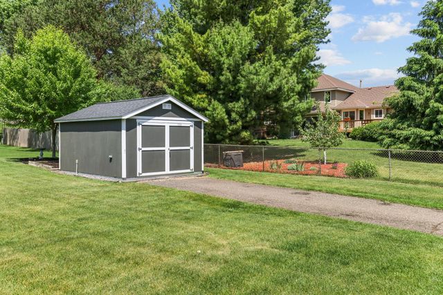 12520 88th Avenue N, Maple Grove, MN 55369