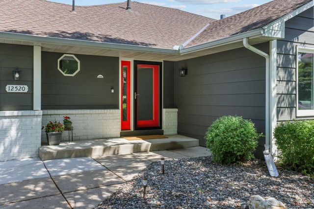 12520 88th Avenue N, Maple Grove, MN 55369