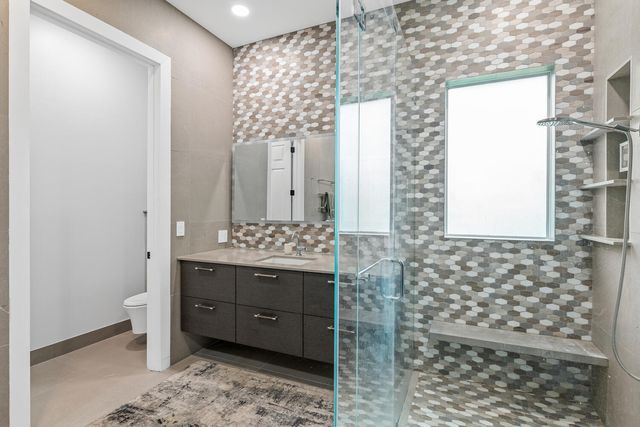 9241 Madewood Court, West Palm Beach, FL 33411