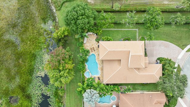 9241 Madewood Court, West Palm Beach, FL 33411