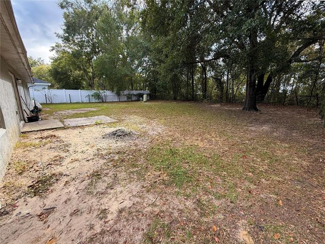 76 WILLOW ROAD, Ocala, FL 34472