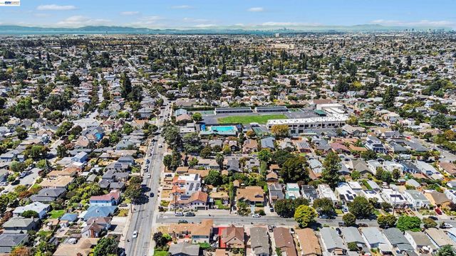 592 Lewis Ave, San Leandro, CA 94577