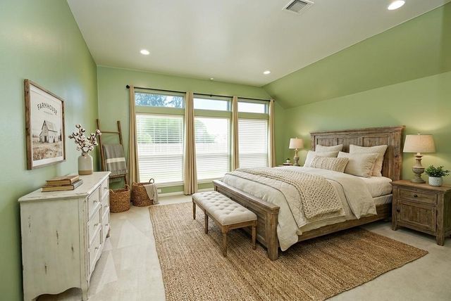 2435 Pioneer Oaks Drive, Fresno, TX 77545