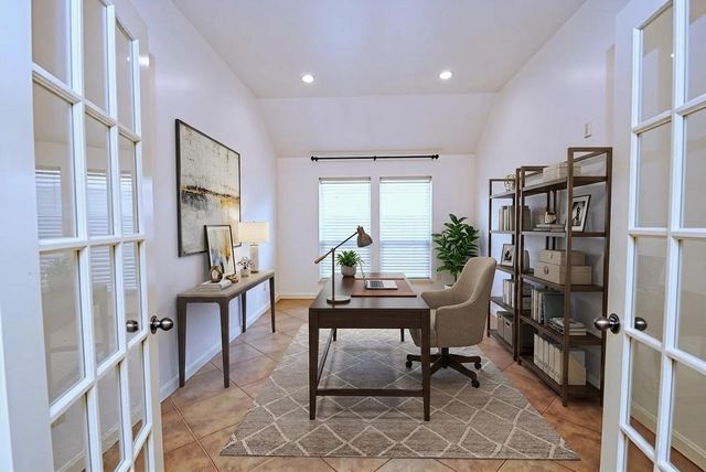 2435 Pioneer Oaks Drive, Fresno, TX 77545