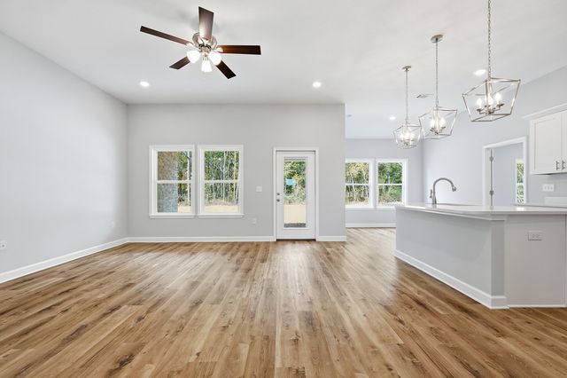 6115 Mildred's Way, Crestview, FL 32539
