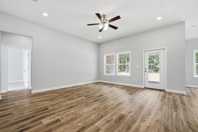 6115 Mildred's Way, Crestview, FL 32539