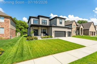 50226 Kapalua Drive, Macomb Township, MI 48042