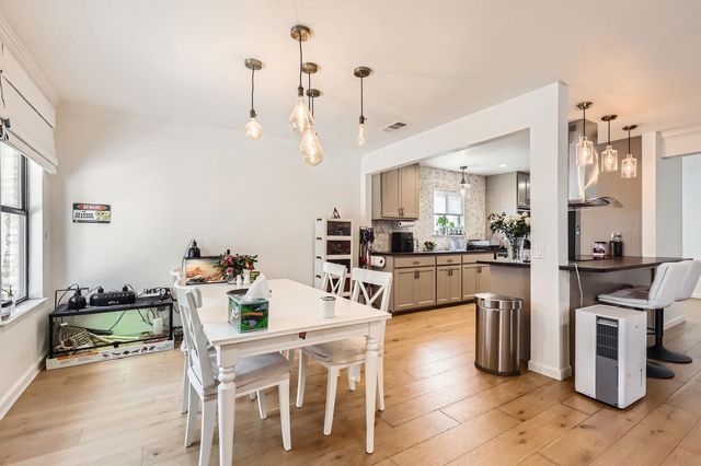 9518 Topridge DR 7, Austin, TX 78750