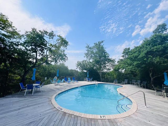 9518 Topridge DR 7, Austin, TX 78750