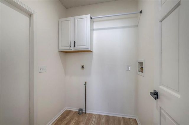 13835 Craig Street, Overland Park, KS 66223