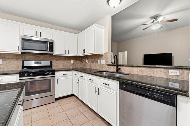 7023 Hayden Drive, Magnolia, TX 77354
