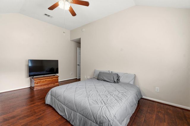 7023 Hayden Drive, Magnolia, TX 77354