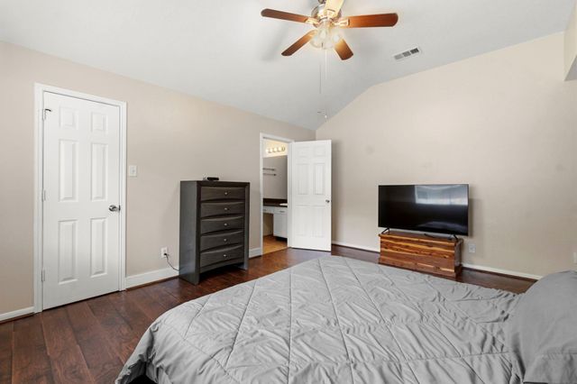 7023 Hayden Drive, Magnolia, TX 77354
