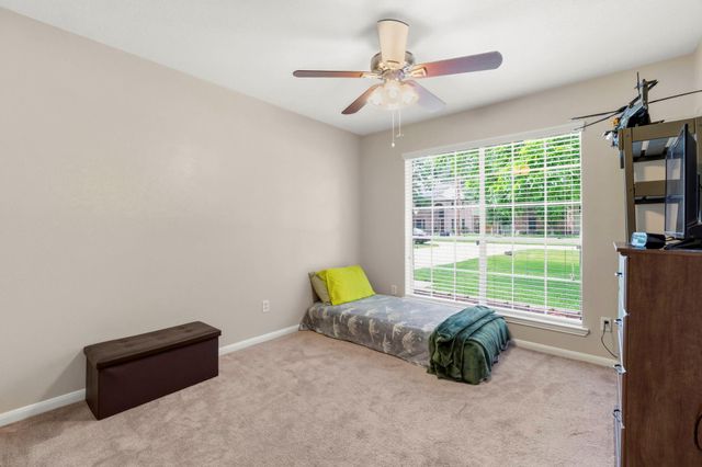 7023 Hayden Drive, Magnolia, TX 77354