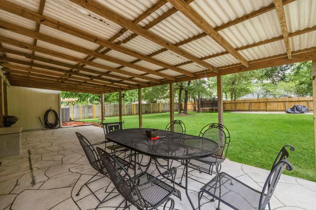 7023 Hayden Drive, Magnolia, TX 77354