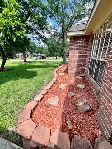 7023 Hayden Drive, Magnolia, TX 77354