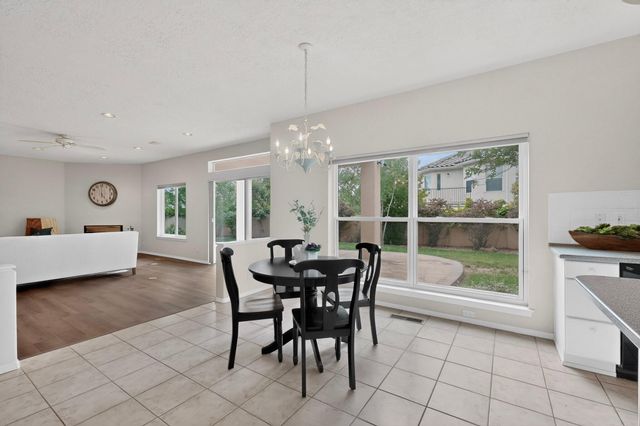 1327 Canyon Rim Drive NE, Albuquerque, NM 87112