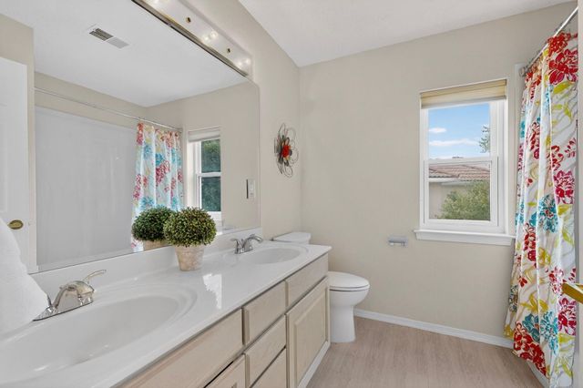 1327 Canyon Rim Drive NE, Albuquerque, NM 87112