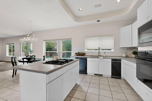 1327 Canyon Rim Drive NE, Albuquerque, NM 87112