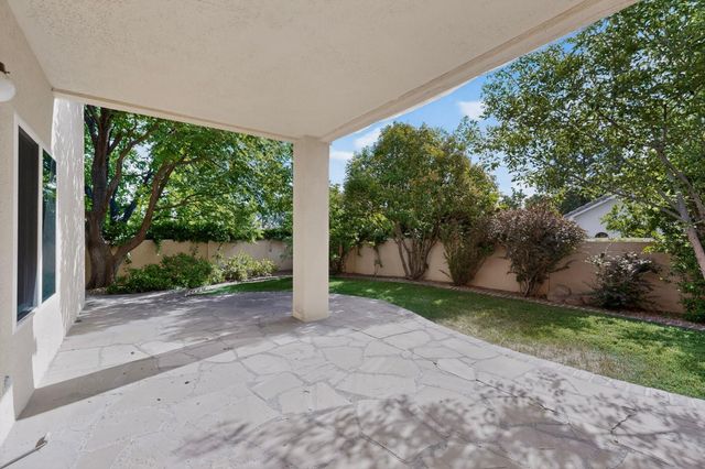 1327 Canyon Rim Drive NE, Albuquerque, NM 87112