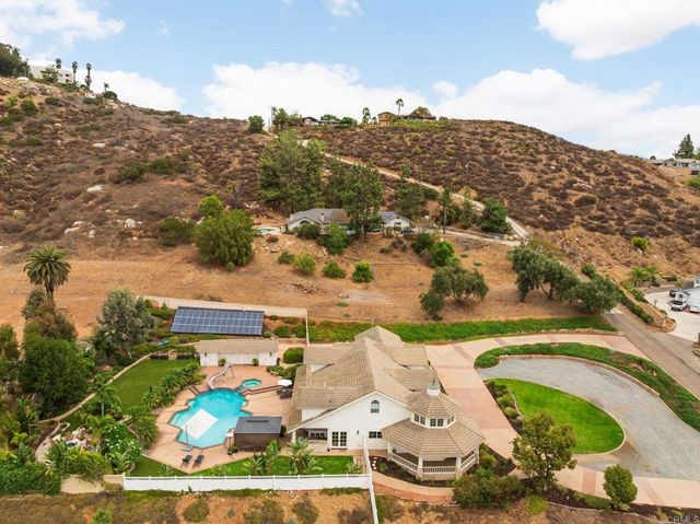 12212 Rockstream Road, Lakeside, CA 92040