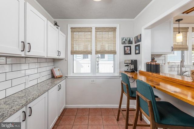 103 LAKE AVE, Hamilton, NJ 08610
