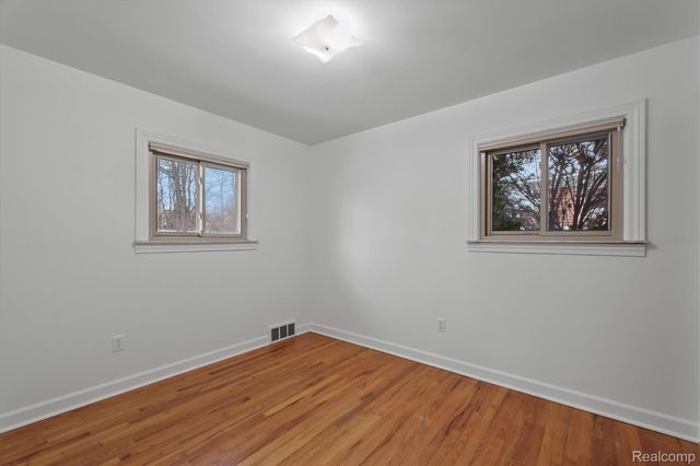 42583 Five Mile Road, Plymouth, MI 48170