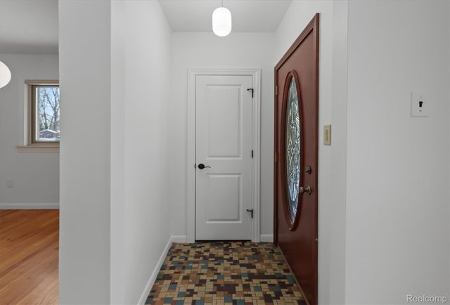 42583 Five Mile Road, Plymouth, MI 48170