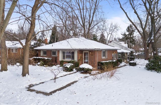 42583 Five Mile Road, Plymouth, MI 48170