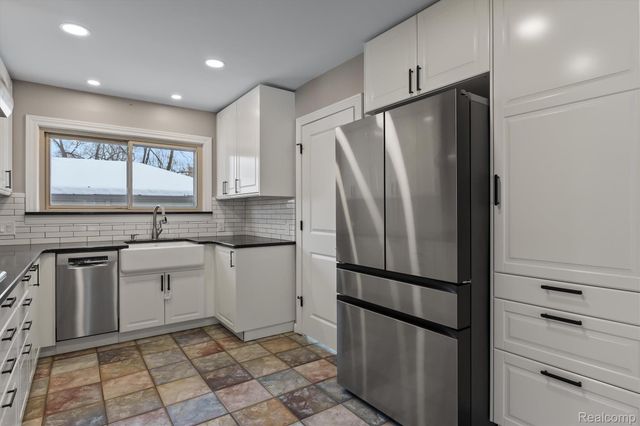 42583 Five Mile Road, Plymouth, MI 48170