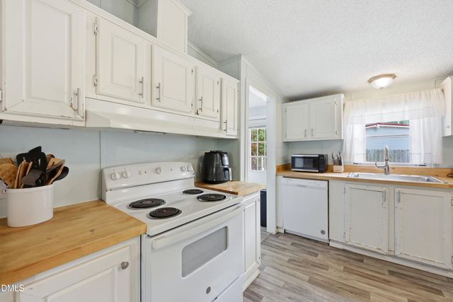 75 Kellam Drive, Lillington, NC 27546