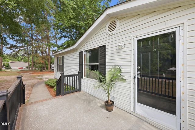75 Kellam Drive, Lillington, NC 27546