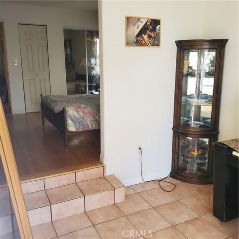 12944 Woodbridge Street, Studio City (los Angeles), CA 91604