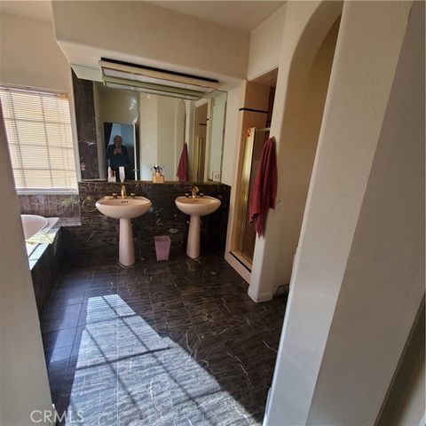 12944 Woodbridge Street, Studio City (los Angeles), CA 91604