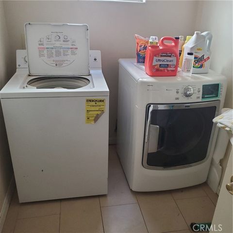 12944 Woodbridge Street, Studio City (los Angeles), CA 91604