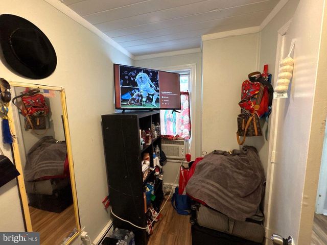 32 ELM ST, Trenton, NJ 08611