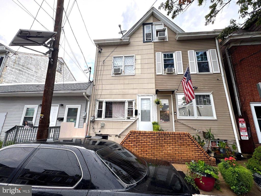 32 ELM ST, Trenton, NJ 08611 — photo 2