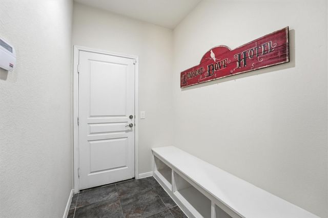 24630 Emerald Pool Falls Drive, Tomball, TX 77375