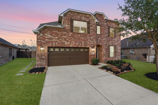 24630 Emerald Pool Falls Drive, Tomball, TX 77375