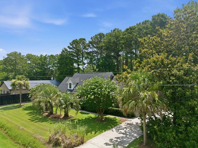 2981 Bennett Charles Road, Mount Pleasant, SC 29466