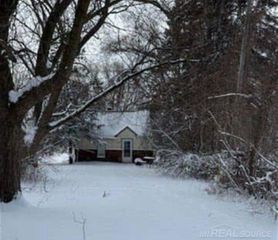 26950 Kuchenmeister Street, Chesterfield Twp, MI 48051