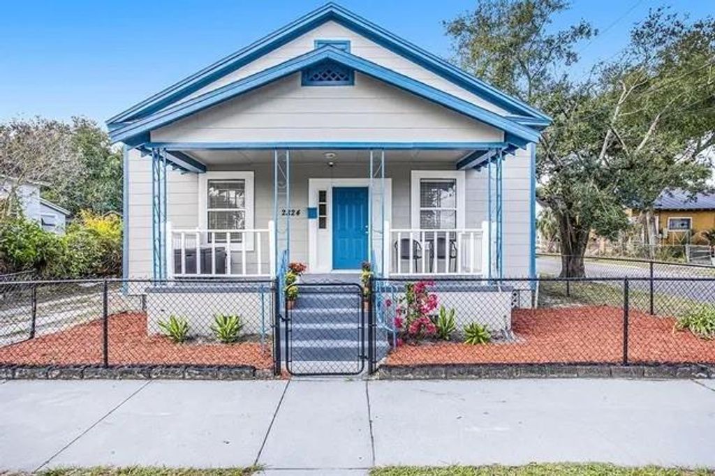 2824 N 19TH STREET, Tampa, FL 33605