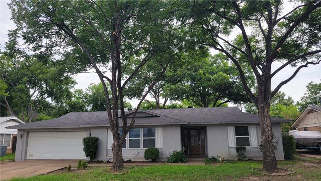 5613 Ammons Street, Haltom City, TX 76117