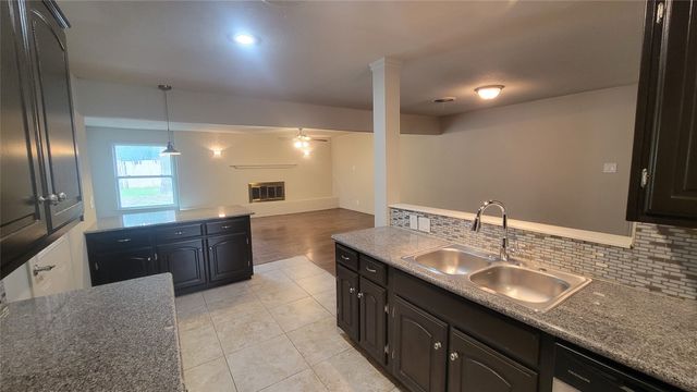 5613 Ammons Street, Haltom City, TX 76117