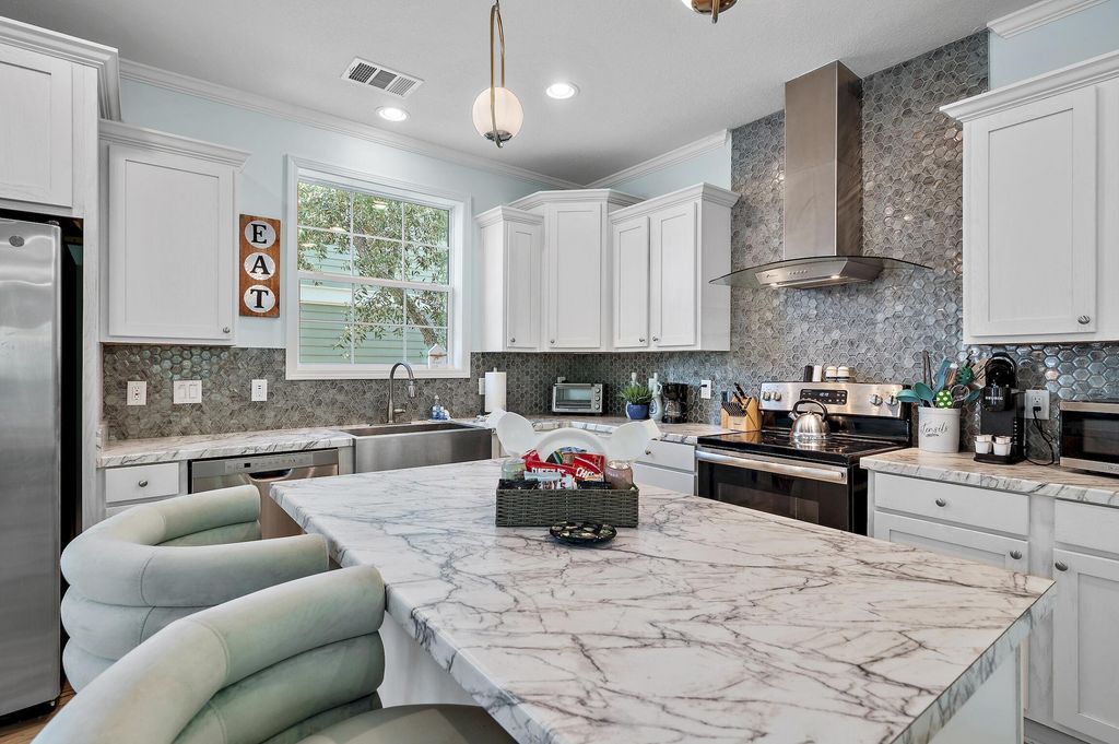 389 San Juan Avenue, Santa Rosa Beach, FL 32459