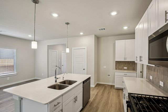 29214 Farmhouse Estates, Waller, TX 77484