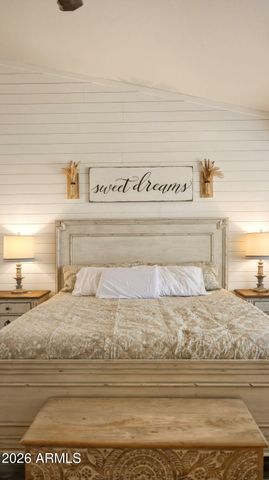 2053 S RED ROCK Court, Gilbert, AZ 85295