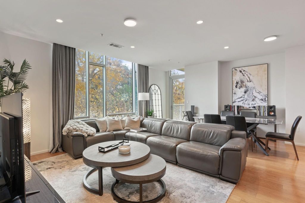 1600 Barton Springs RD 4204, Austin, TX 78704