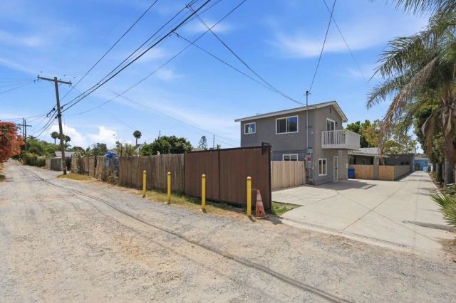 230 Zenith Street, Chula Vista, CA 91911